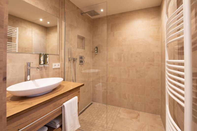 Peters Hotel & Spa Хомбург Экстерьер фото